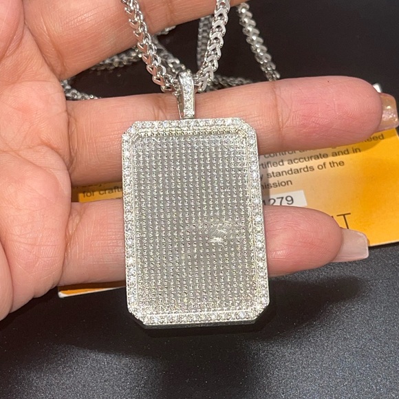 VVS GRA certified moissanite diamond two way spinning memory picture pendant - Picture 7 of 7